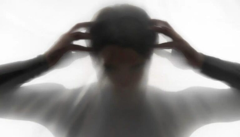 Psychosomatik: Zusammenhang zwischen emotionalem Zustand und körperlichen Erkrankungen